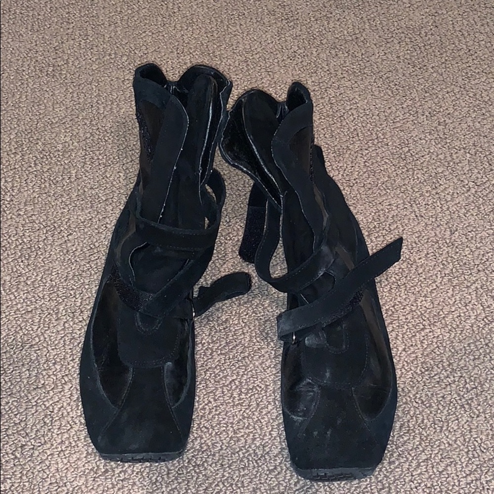 Black boots
